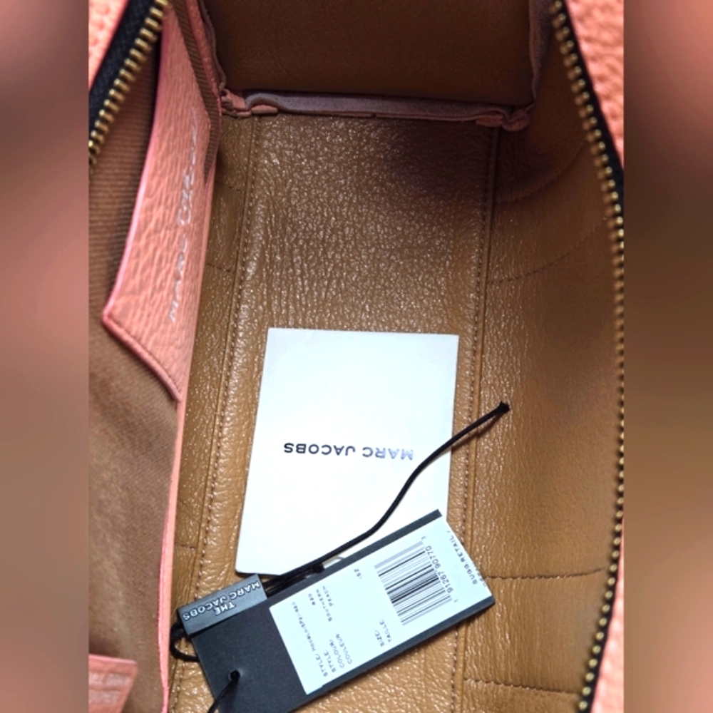 Marc Jacobs The Tote- Leather Small In Southern Peach with Gold Hardware - Picture 8 of 15